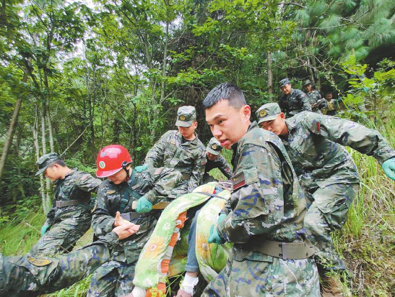 9月6日，武警.jpg